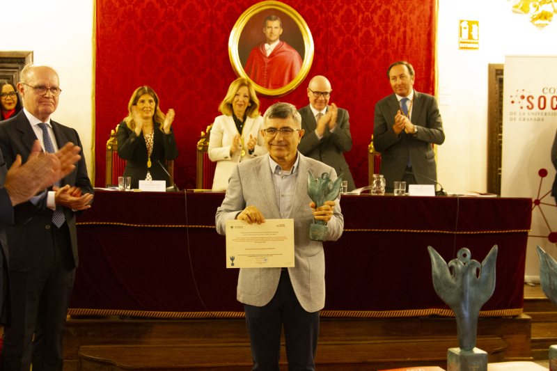 Grupo HUM 379 premio consejo social